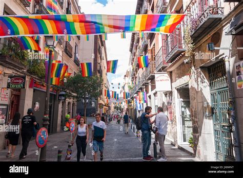 vicio chueca|Visit Chueca! El Portal de Turismo del Barrio Gay de。